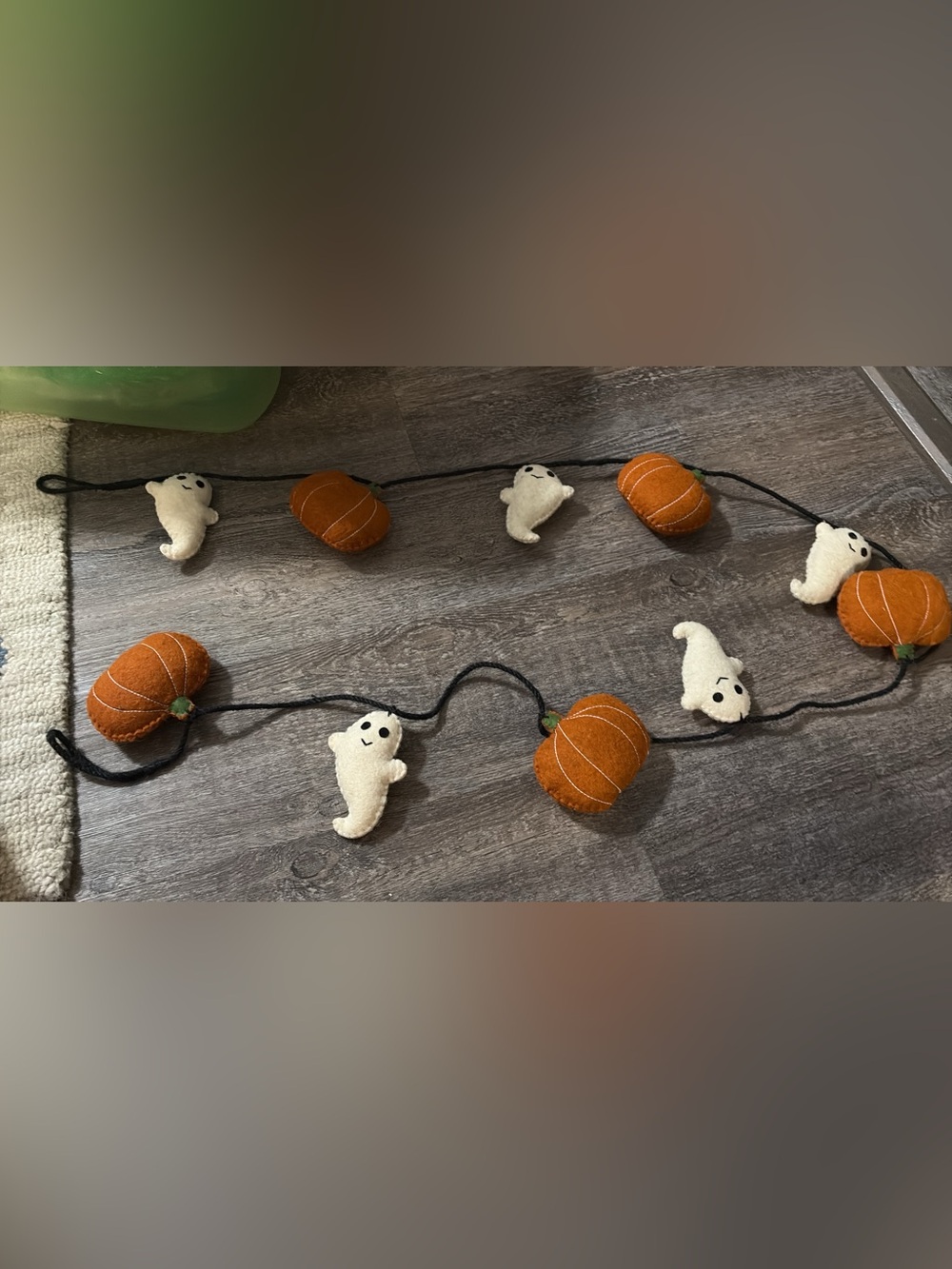 Brand new Halloween Pumpkin & Ghost Garland - Orange and Cream